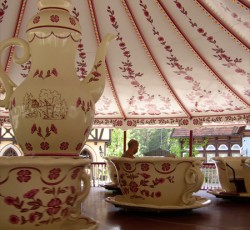 Kaffeetassenkarussell