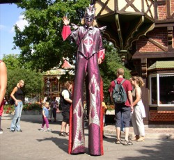 Scream Stelzenläufer