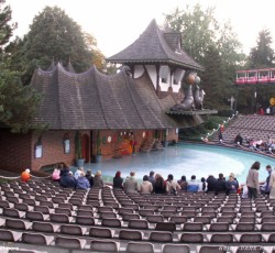 Seelöwen- & Papageienshow