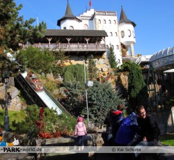 Wildwasserbahn 2 und Schweizer Bobbahn