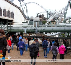 Flug der Dämonen: Führung
