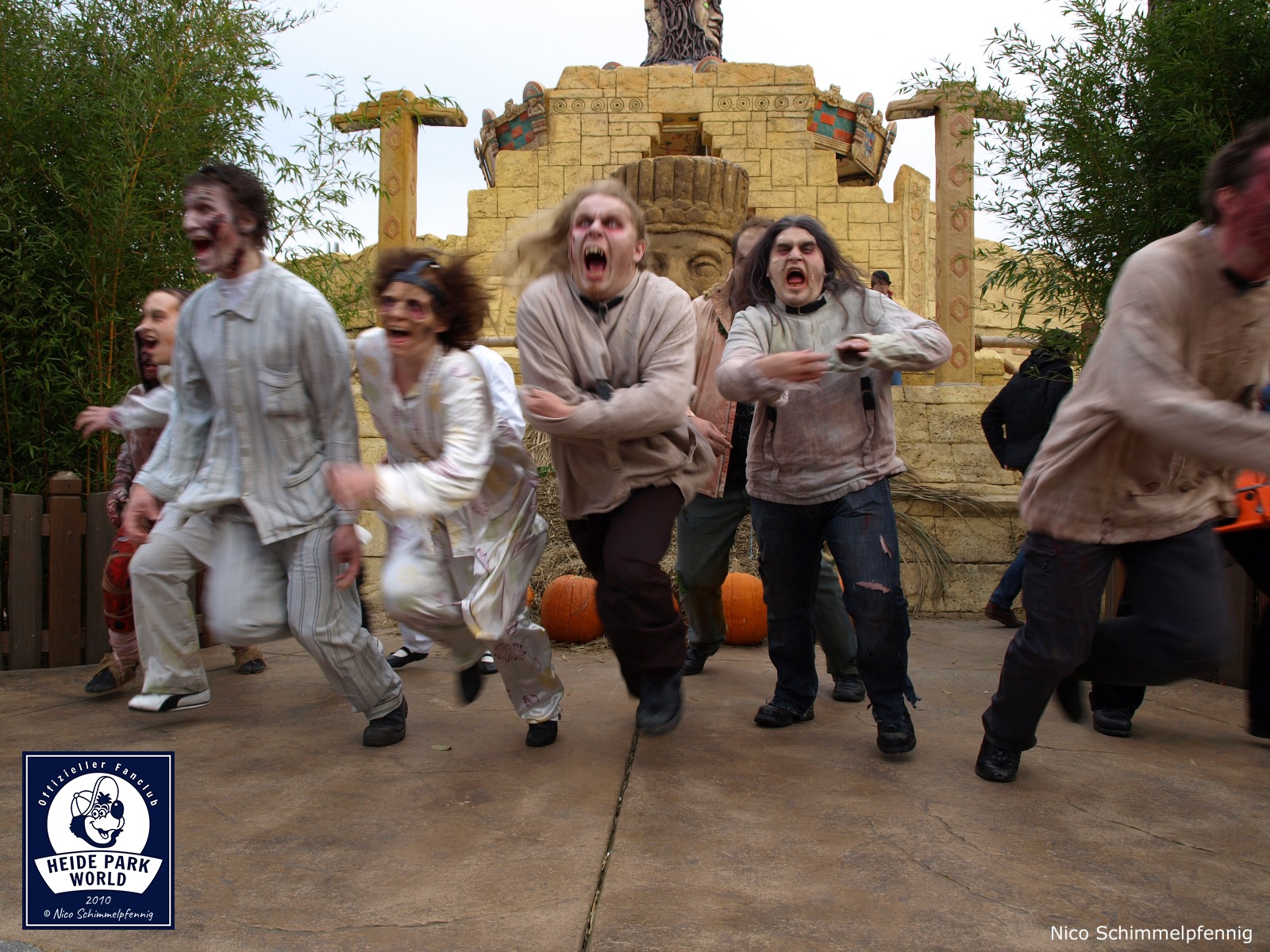 101024 ns halloween walk of scare 01