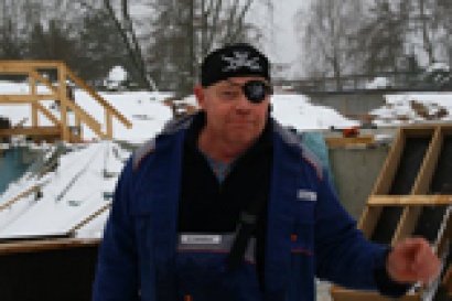 Coole Piraten bauen an Eurer neuen Attraktion