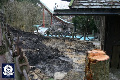Renovierungsfortschritt Wildwasserbahn I - April 2008